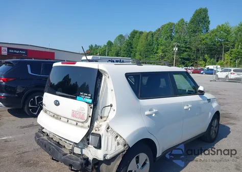 2015 Kia Soul from USA, damaged, VIN KNDJN2A25F7176558